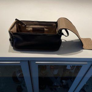 Brown leather travel bad